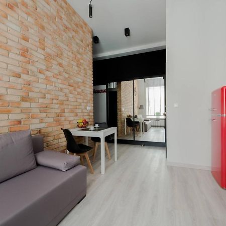 4 Eco Apart Chateau Jagiellonska 22 Warszawa Old Town Exterior photo